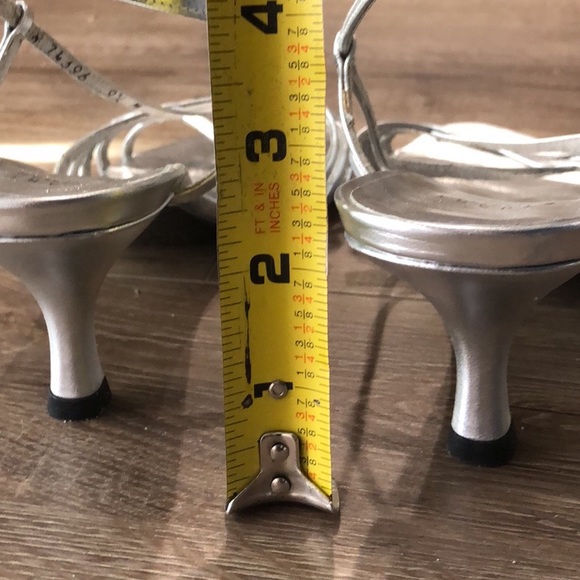 NWOT! - STUART WEITZMAN Silver Strappy Heels - Picture 13 of 13